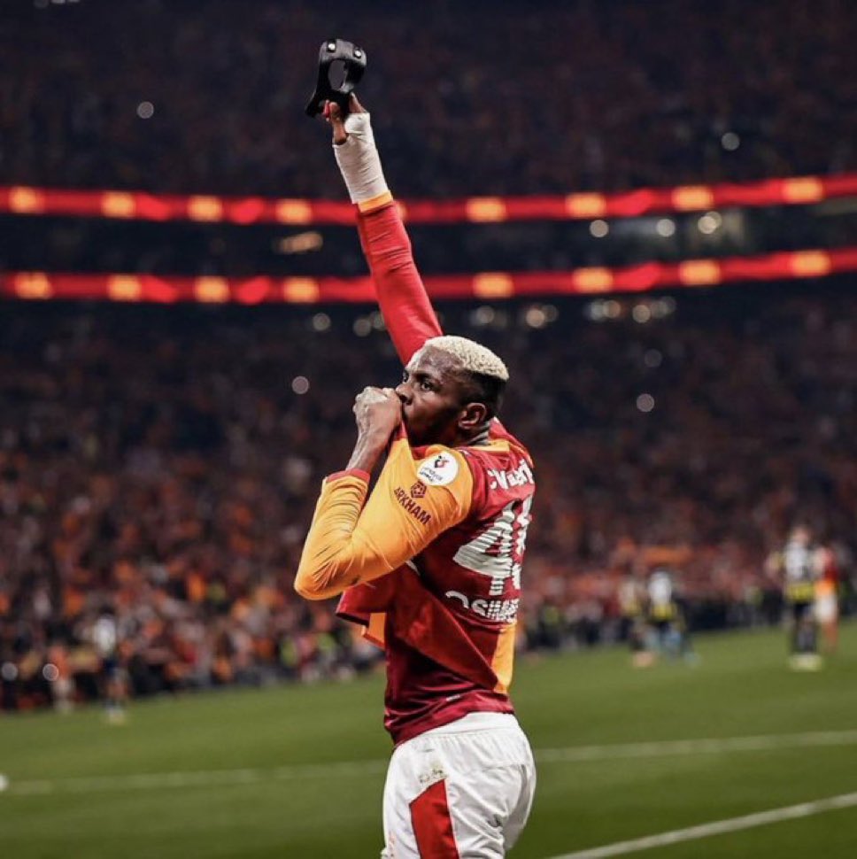 Utdbrizzy's tweet photo. Another league title for Victor Osimhen, his 3rd already. ππ³π¬
From the streets of 9ja to the top of world football, excellence is the standard. ππ #Osimhen #9jaPride https://t.co/1MJcjp1Yw1