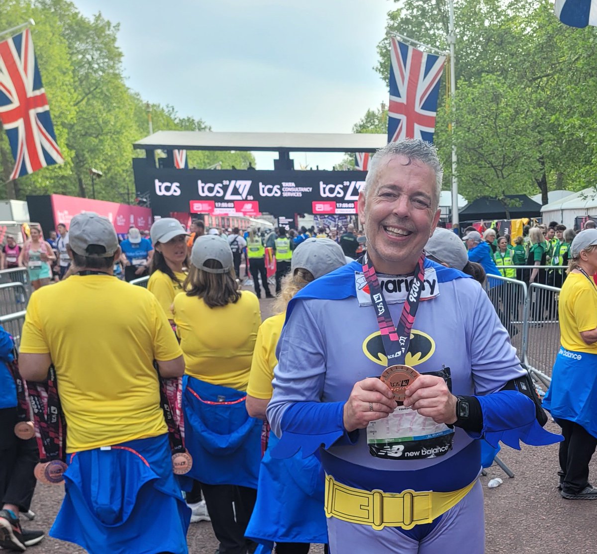 dazdazzle's tweet photo. Over £40,000 raised for @VarietyGB from our #londonmarathon which all of our #dazsrock4charity team completed.
Esther, Sally, Anthony and myself 
#teamvariety 
To donate > https://t.co/fB2TOzQtuv 

Helping to get Sunshine Coach minibus 🚐 for disabled and disadvantaged children https://t.co/ZBfV0A8uZz