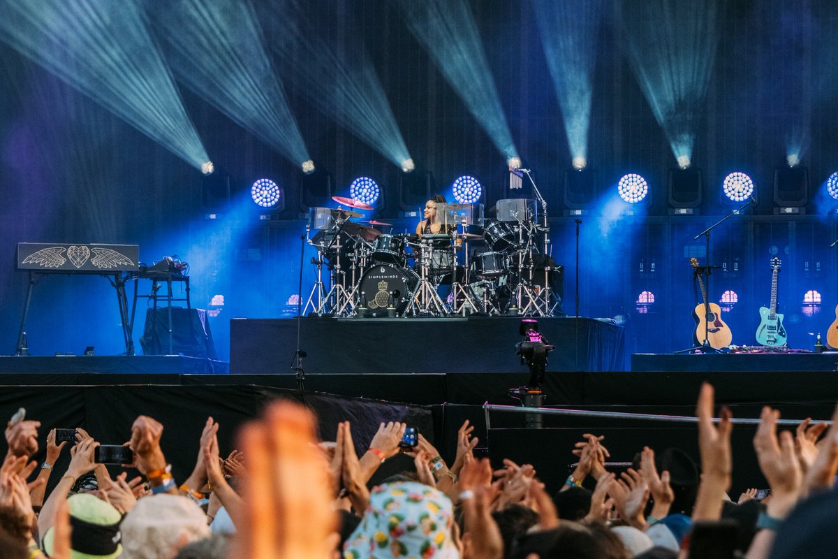 Simple Minds tweet media