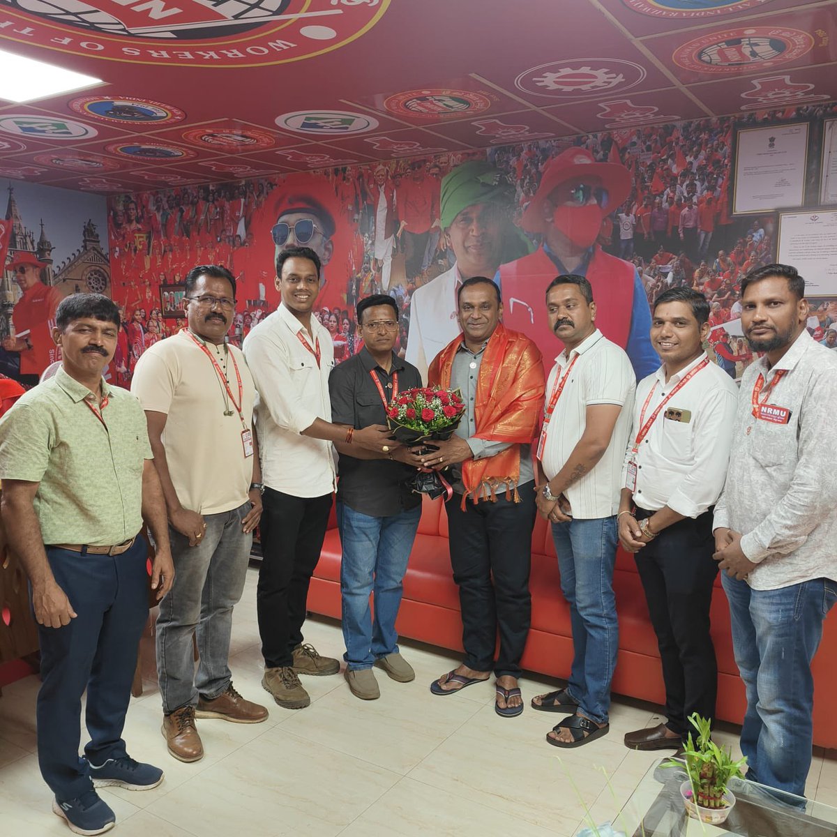 Today’s (02.05.2026) few captured glimpses from the newly elected members of the Matunga Railway Institute. …..🙏🏻🚩🚩🚩