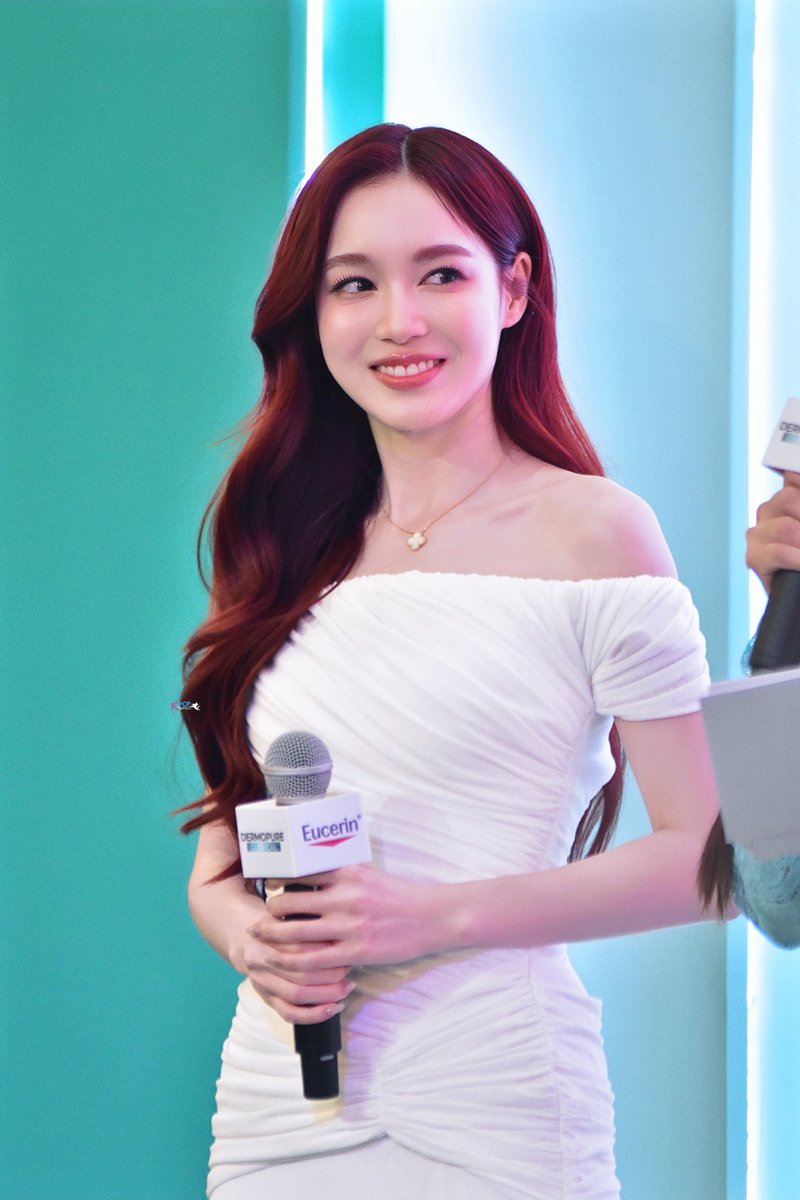 MyKpopHuntress tweet media