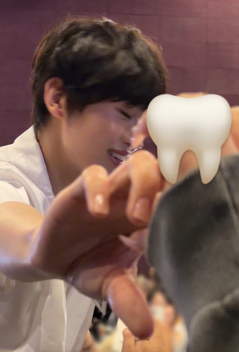 🦷 tweet media