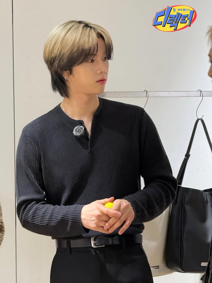 daily_jungsu's tweet photo. lucky_factory_official instagram update

#Jungsu #XdinaryHeroes https://t.co/F0tzNYPLjP