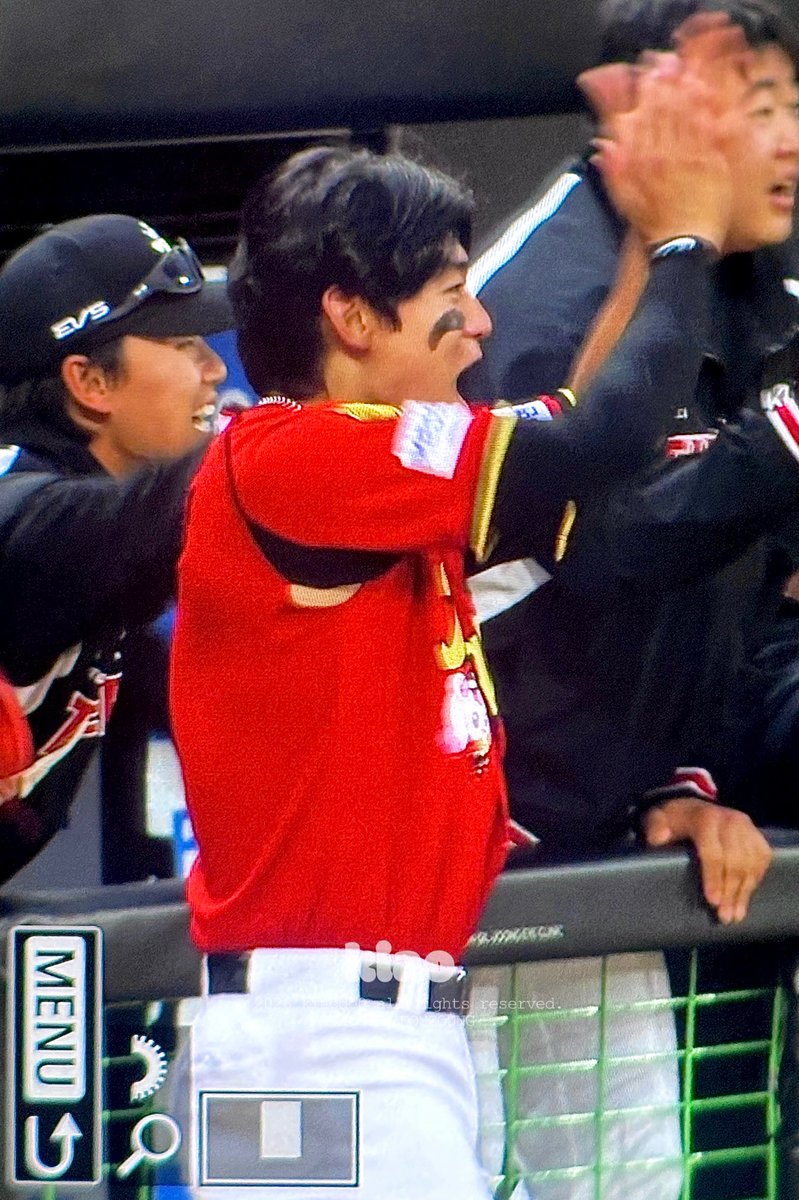 꺄오 tweet media