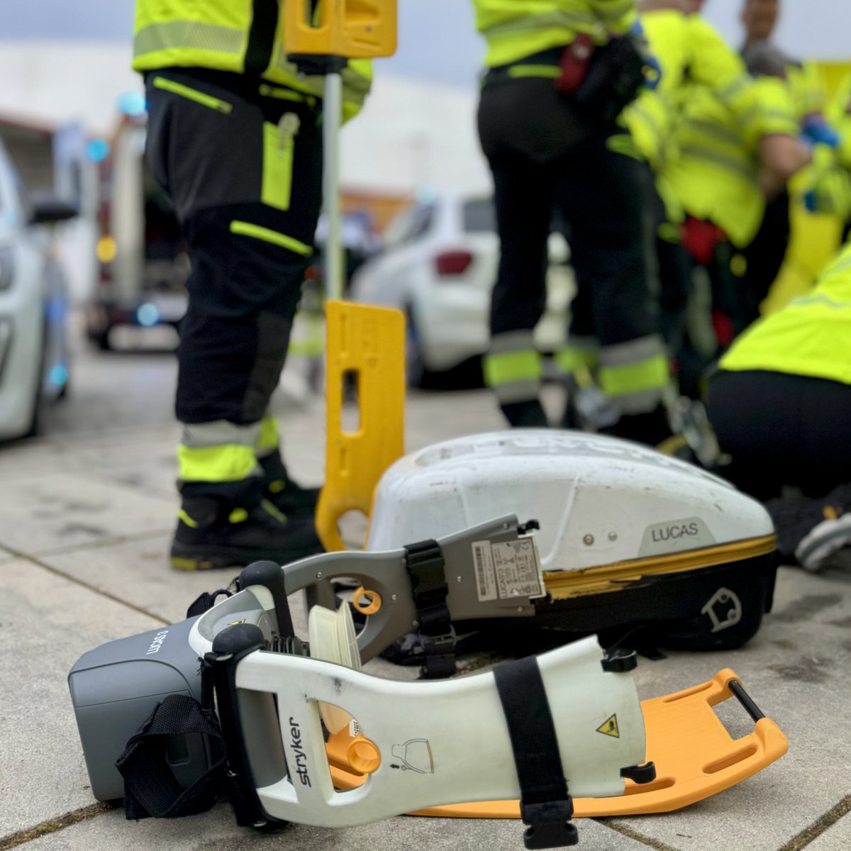 SAMUR-Protección Civil tweet media