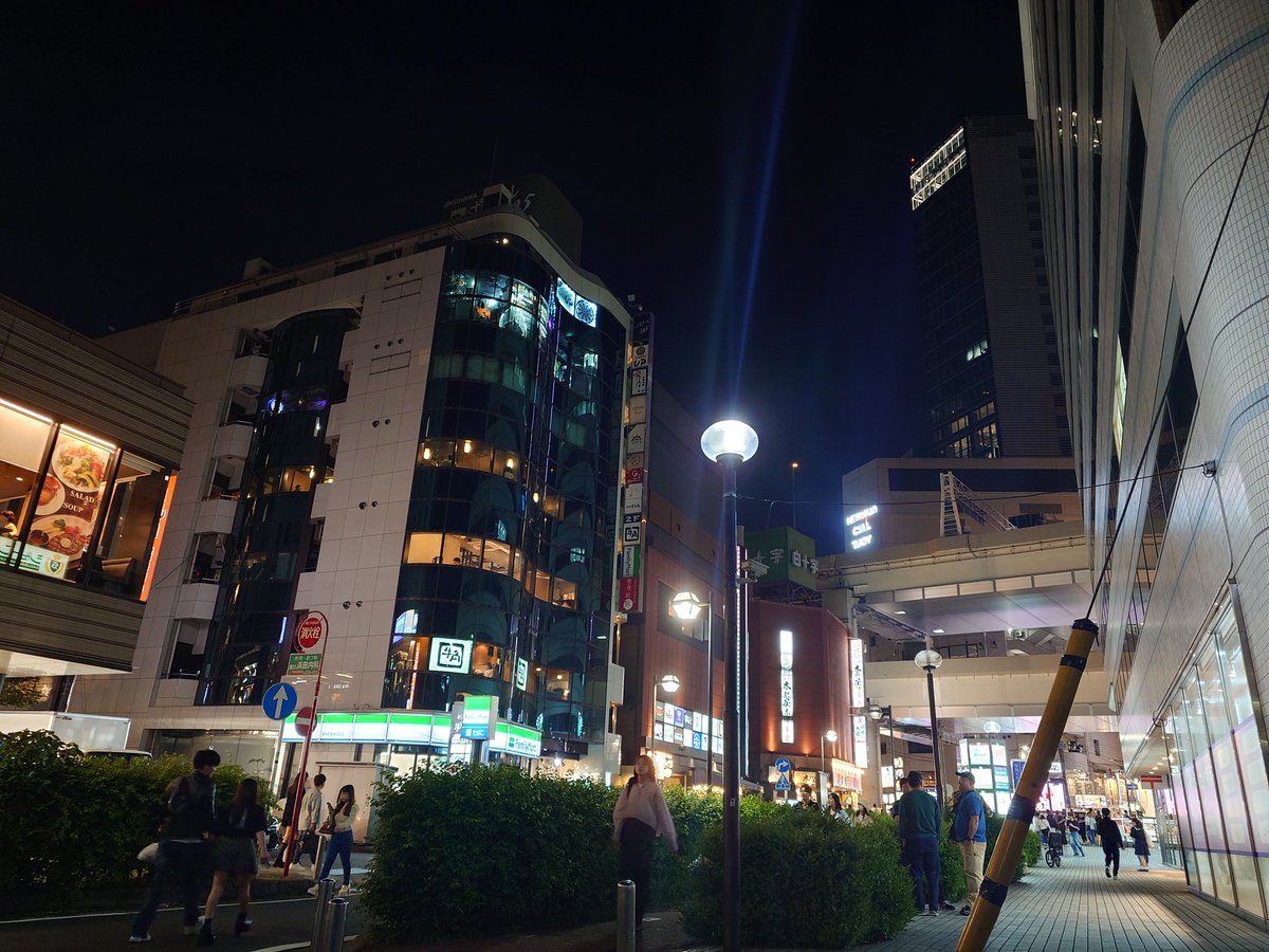 ミズリ tweet media