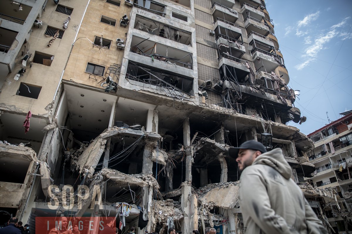 sopaimages's tweet image. Several views of the #destroyed #buildings by #Israeliairstrikes in #Jibchit, #Lebanon on Apr 20, 2026. After a 10-day #ceasefire declared on Apr 16, 2026, #displaced families began returning to #destruction from weeks of #fighting, #killed over 2,400 people. 📷 Sally Hayden