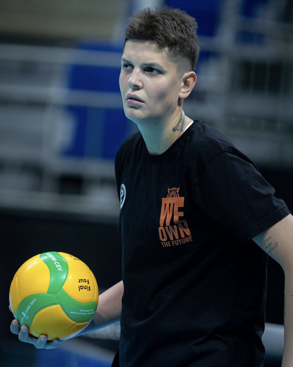 EczacibasiSK's tweet photo. Biz hazırııııız! 🙌🧡 https://t.co/pn0Ex5oJeM