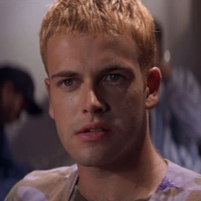 LilyBloomVee's tweet photo. @nostalgiaa He looks like Johnny Lee Miller from the 90s
Like, nearly exactly https://t.co/R1h1y8TEuc