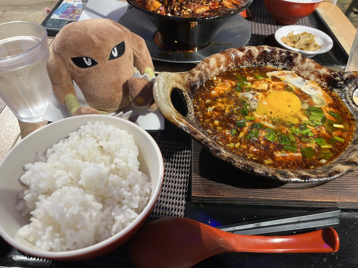 なはさん tweet media