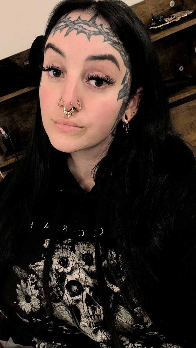 charlottemunster tweet media