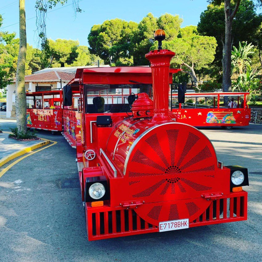 CuevadeNerja's tweet photo. 🚧 IMPORTANTE | ¡Cambio en RECORRIDO Y PARADA de Cueva Tren! 🚂 Por obras de asfaltado en Nerja de lunes 4 a viernes 8 de mayo. 🔸Nuevo trayecto: Chanquete, Mediterráneo y Chaparil. 🔸Nueva parada:📍 Se traslada de Plaza de Los Cangrejos a zona Hotel Mónica (parada de autobús urbano).
🙏 Gracias por vuestra comprensión.