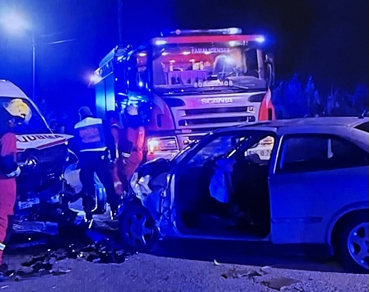 ‼️IMIGRAÇÃO: Uma senhora de 87 anos morreu em Famalicão depois da ambulância em que seguia ter sido abalroada por um carro que seguia em contramão com as luzes apagadas. No carro seguiam quatro indostânicos.