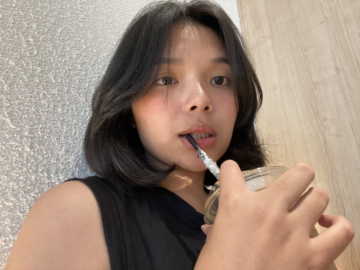 ebi⋆˙⟡ tweet media