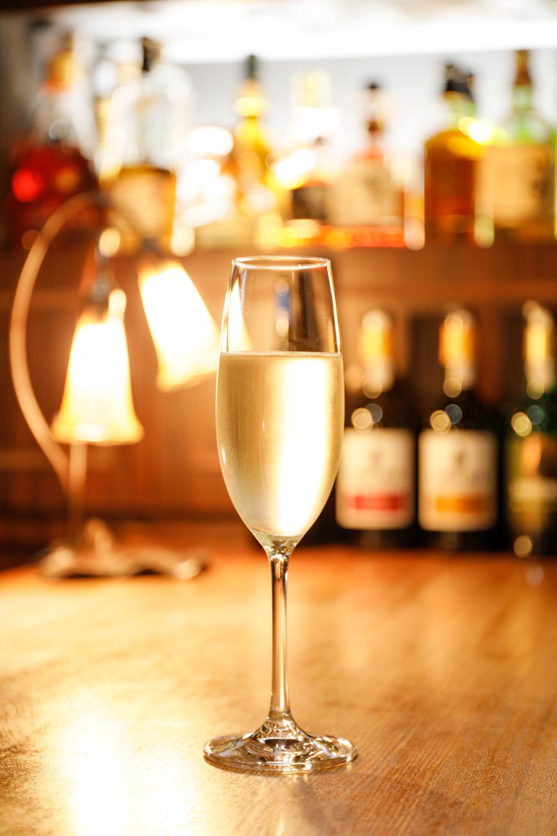 WineBar La tanya tweet media