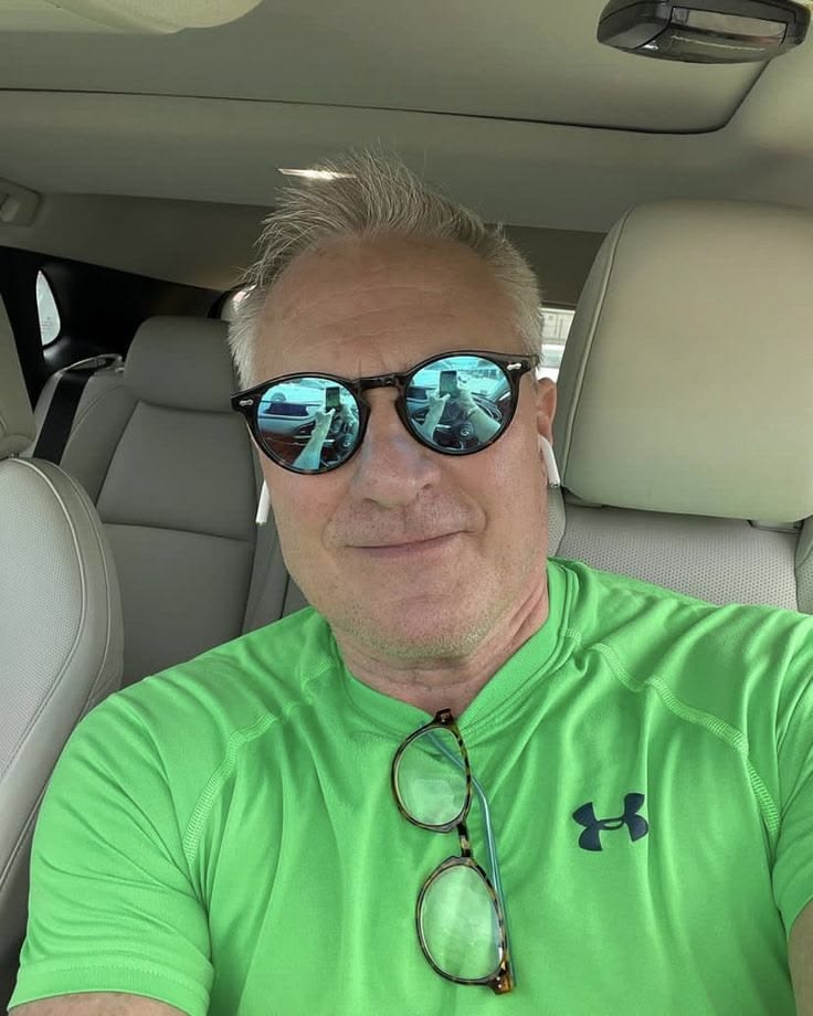 Michael Andre Moreau tweet media