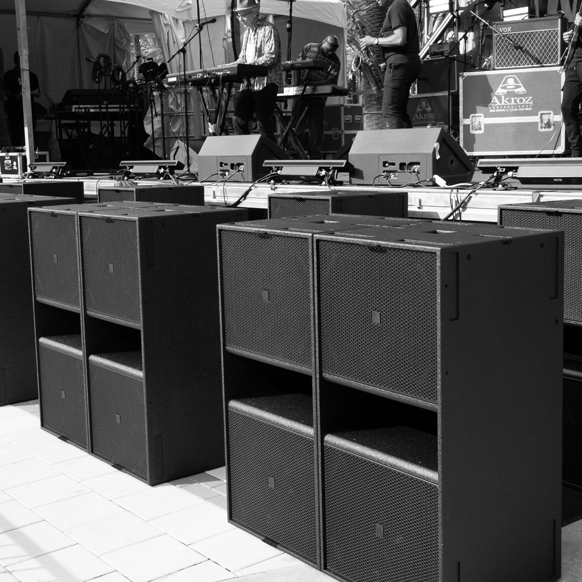 puremindsuae's tweet photo. The Foundation of Big Sound. The ATS218 is now shipping and ready to anchor your low end with power and precision. This dual 18” active subwoofer delivers massive output with 4800W peak power, up to 142 dB SPL, and deep bass extension down to 32 Hz. Designed for medium to large events, it features Milan™-certified networking and advanced DSP with remote control via AKRO-Command software. Built into a rugged Baltic birch enclosure with interlocking hardware, the ATS218 is ideal for cardioid setups, sub arrays, and demanding touring environments.

To know more about AVANTE AUDIO contact us at +971521424673

#avanteaudio #ats218 #proaudio #subwoofer #dubai🇦🇪