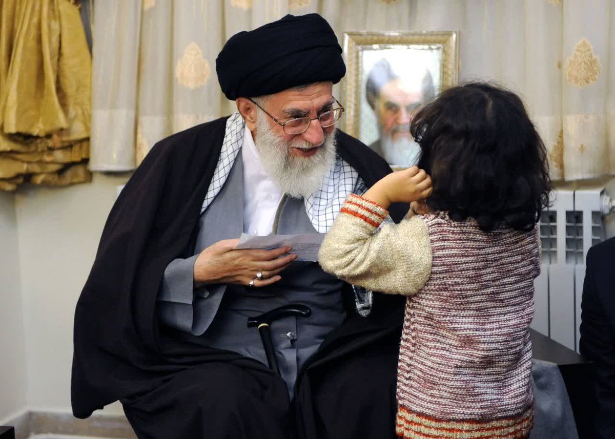 بـشــــری tweet media