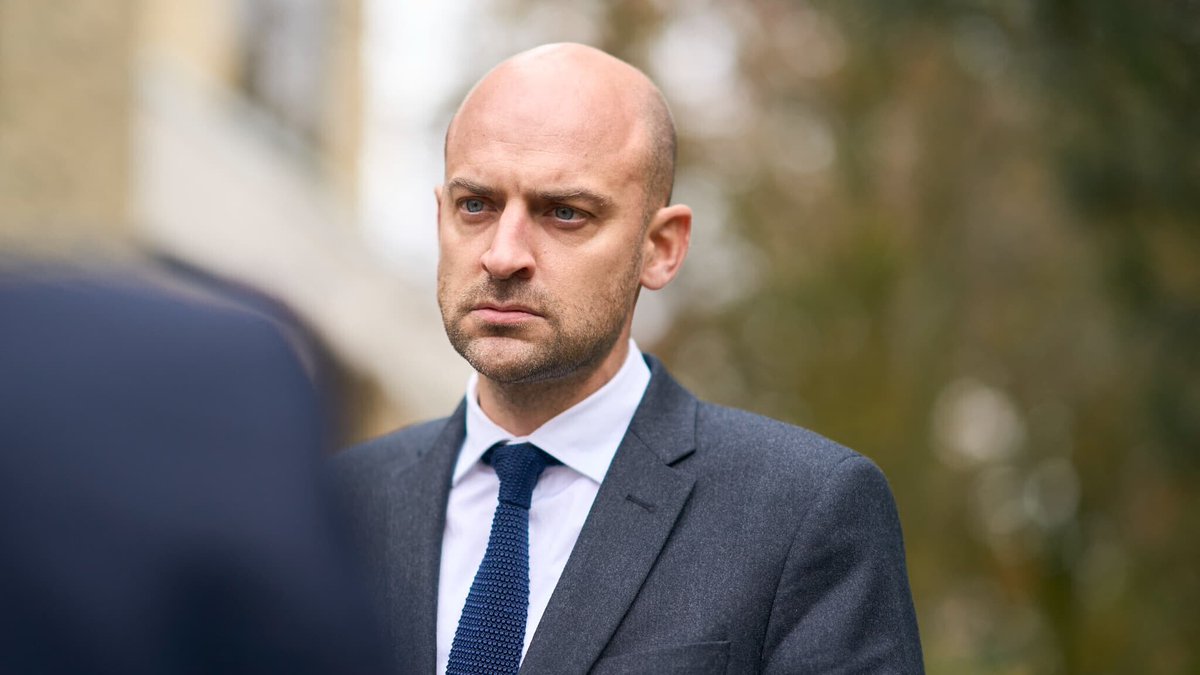 "La sanction doit être exemplaire": Jean-Noël Barrot condamne l'agression d'une religieuse française à Jérusalem et demande "que cessent les actes anti-chrétiens"
l.bfmtv.com/qEJf