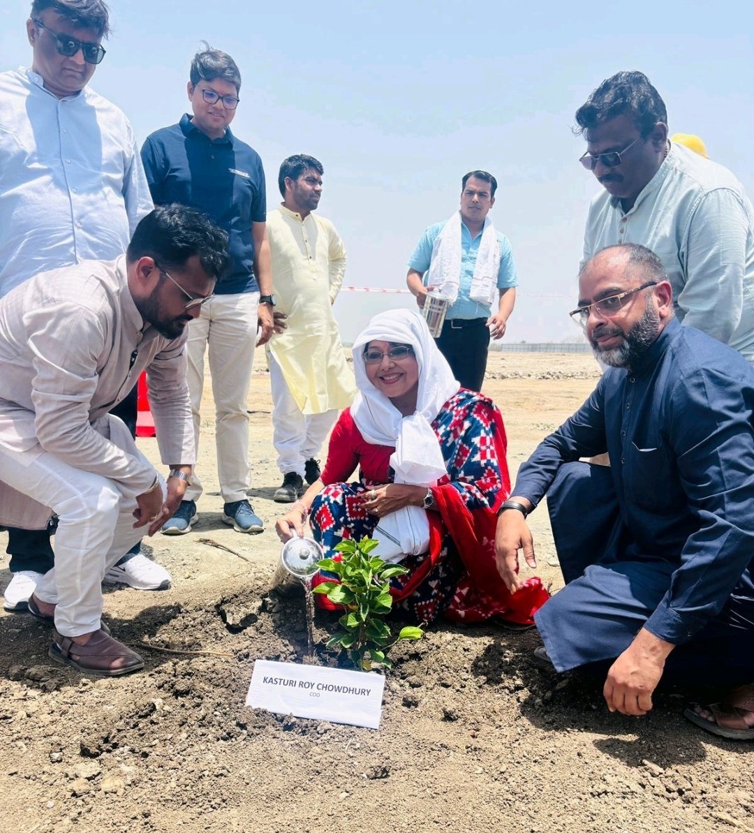 Nagpur_Vidarbha's tweet image. #Nagpur #Solar #GreenEnergy #Manufacturing

🚀 Jupiter International Limited laid the foundation stone for a ₹10,900 Crore Solar Wafers,Cells and Module Manufacturing plant at Additional Butibori in Nagpur.

linkedin.com/posts/kasturi-…