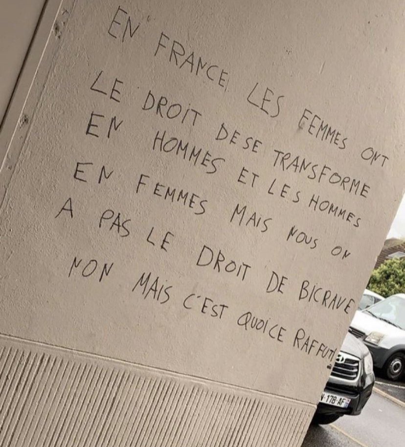 ZeerTWTs's tweet photo. Ptdrrrrrrrr c’est quoi ce raccourci ? https://t.co/SF3Hm5orZH