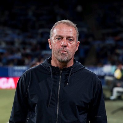 i_aziz8's tweet photo. #NewProfilePic 
عزوز بحله جديده لحد يضيع 💙 https://t.co/IeK58uiRGP