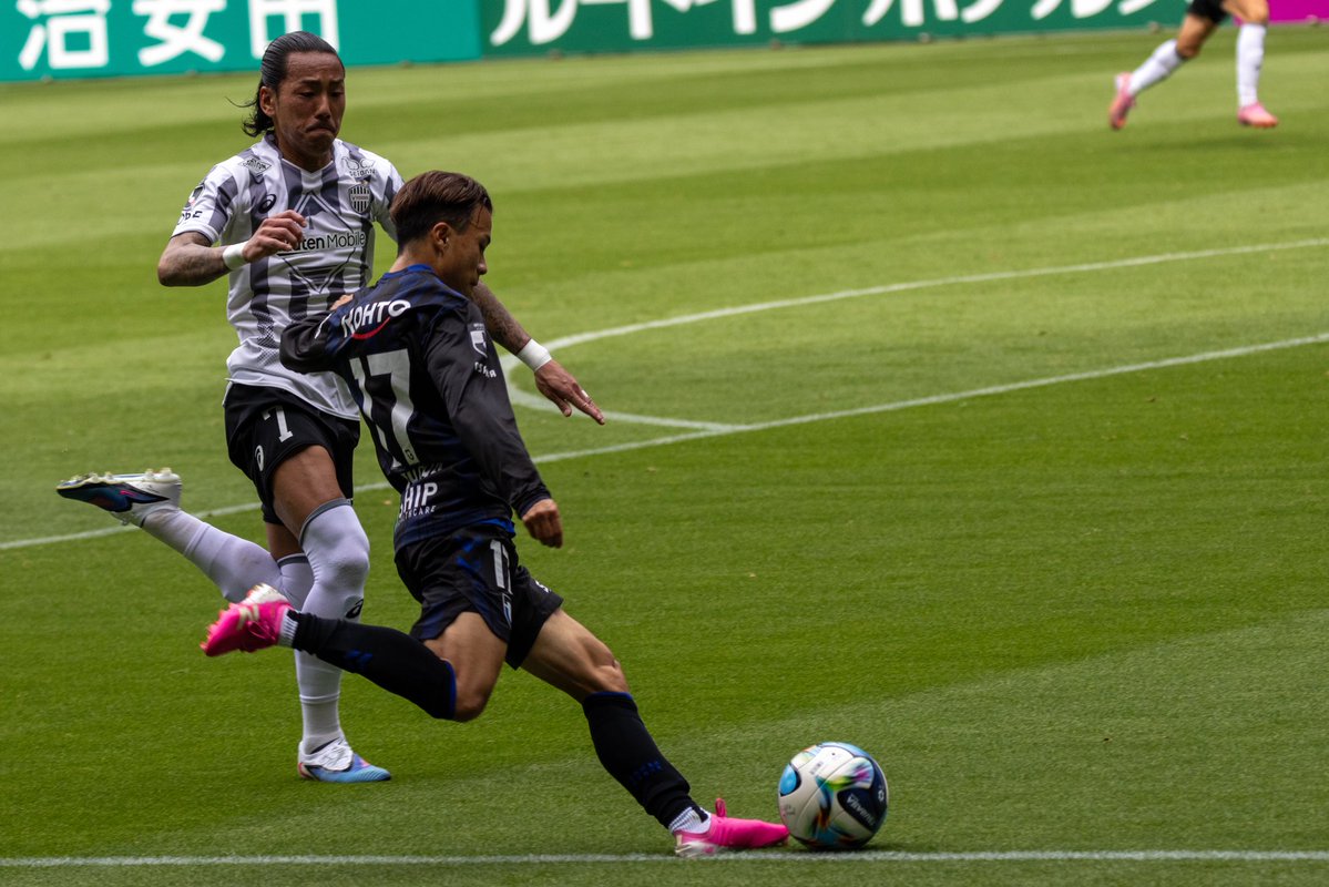 shun26 tweet media
