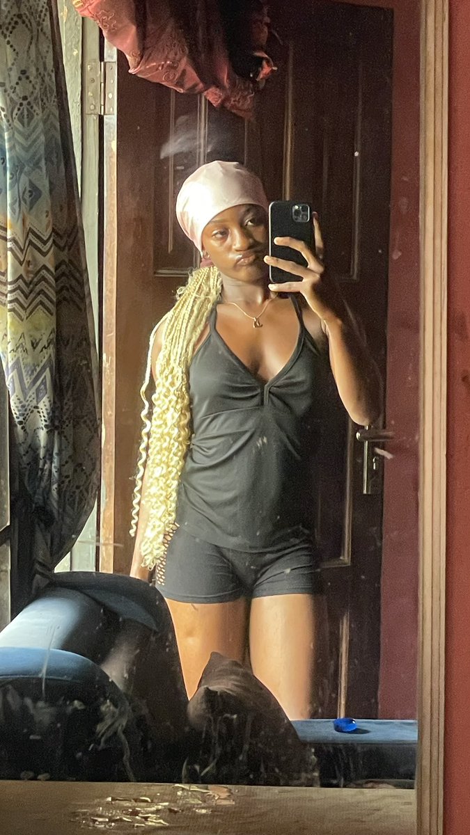 That 5’3 Girl. tweet media
