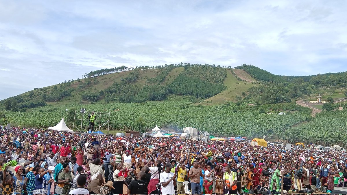 USJM_Official's tweet photo. #UPDATE: USJM Marketing Team joined thousands of believers at the Calvary Hill Pilgrimage in Mirama for the Labour Day & New Month (May) prayers.
The team engaged & encouraged believers to enrol at USJM and access bursary opportunities for the #AUGUST_INTAKE_2026 #StudyAtUSJM https://t.co/bhhm4JTHDl