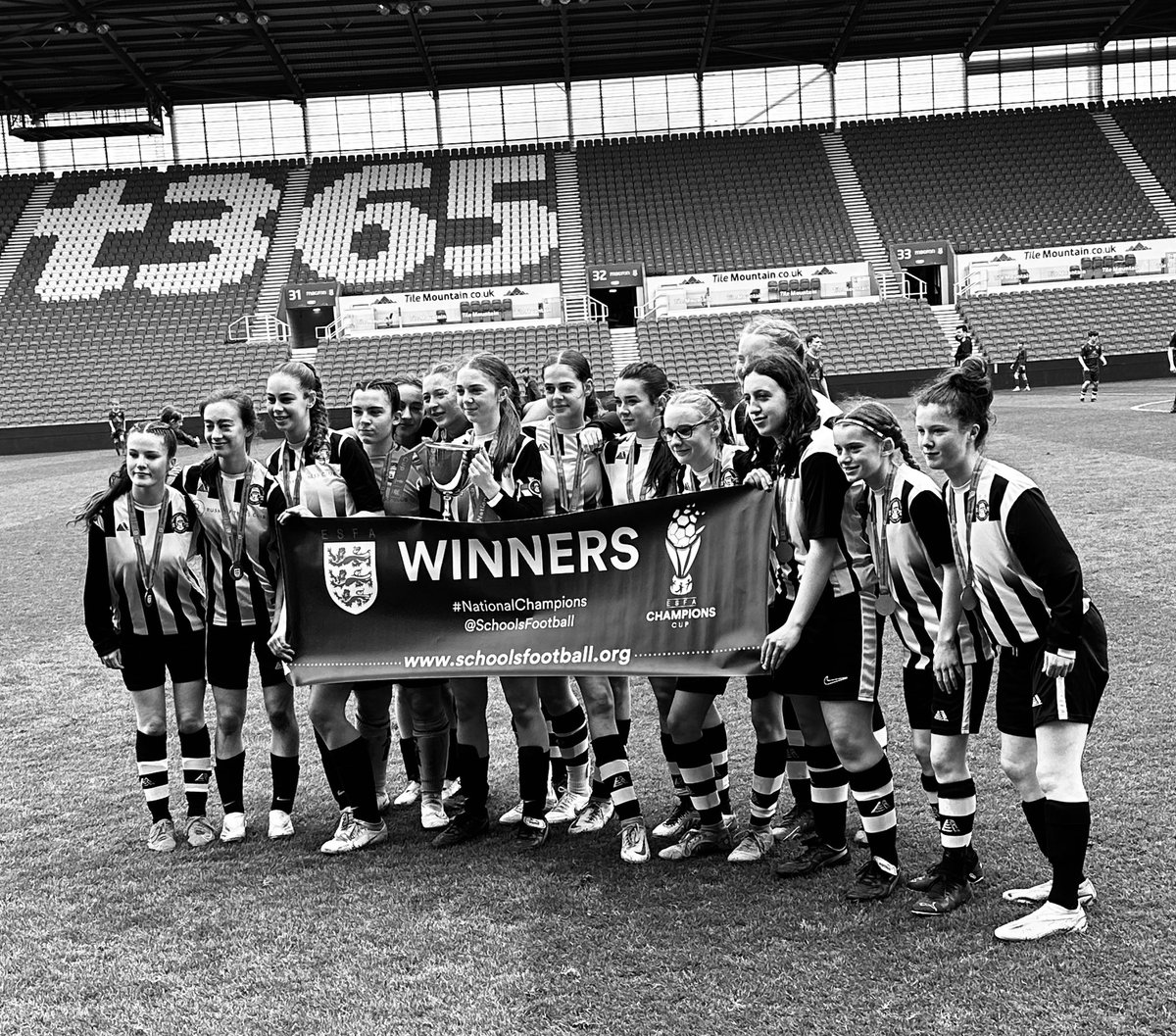 KnowsleySaints's tweet photo. It’s a Bank Holiday bonanza as @KSH_SFA u12s &amp; u13s boys travel to @stokecity for the @SchoolsFootball National Finals.🏟️

Good luck from all the girls - bring those cups back to their spiritual home! 🏆🏆🏆

You can get watch it here with a match pass 📺 https://t.co/m7yikJQXRw https://t.co/PJ6hUZ9wTo