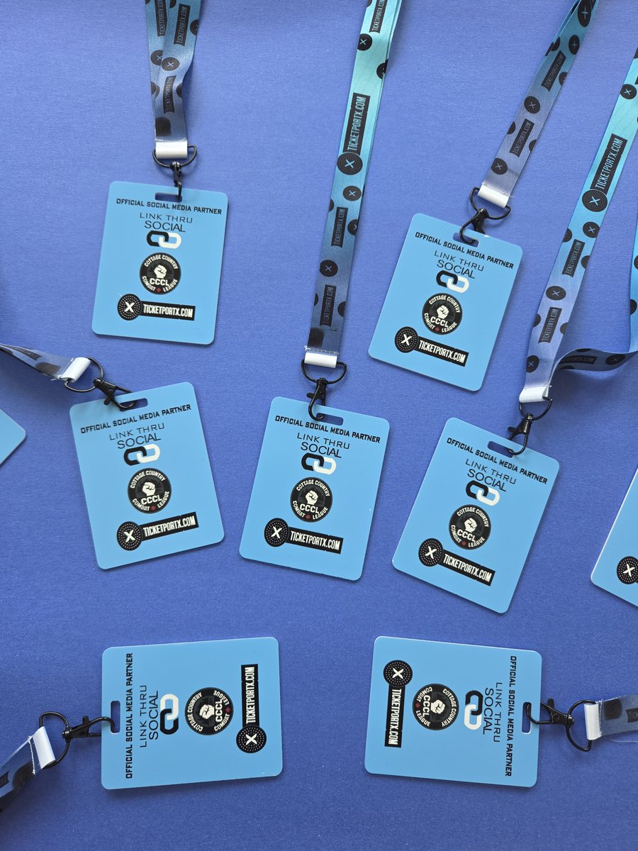 linkthrusocial's tweet photo. 👊 IT'S #FIGHTNIGHT!
👊 #CCCLHaliburton
Cottage Country Combat League
AJ Larue Arena
📍Haliburton, Ontario
🌐 https://t.co/fJxFiymEQr
🔗 Link Thru Social 🔗
🥊 Official Social Media Partner
@LinkThruSocial
Thanks 🙏 #TicketPortX for these dope badges!!
#MMA #LIVEMMA #OntarioMMA