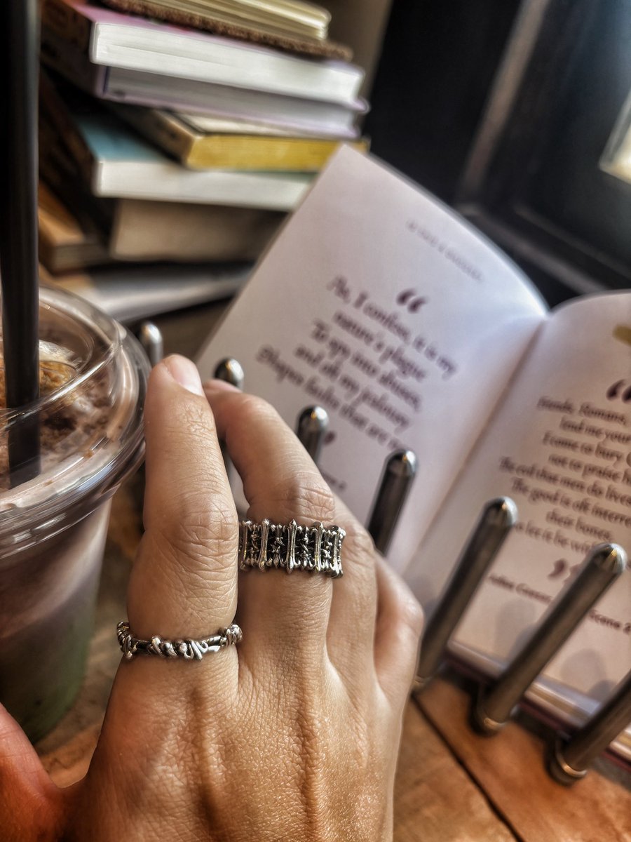 akeakethailand's tweet photo. As, I confess, it is my nature’s plague
To spy into abuses, and oft my jealousy of your Fierceness ⚜️
#AKEAKE
#FierceAsWeapons https://t.co/Qe1nDRJZDe