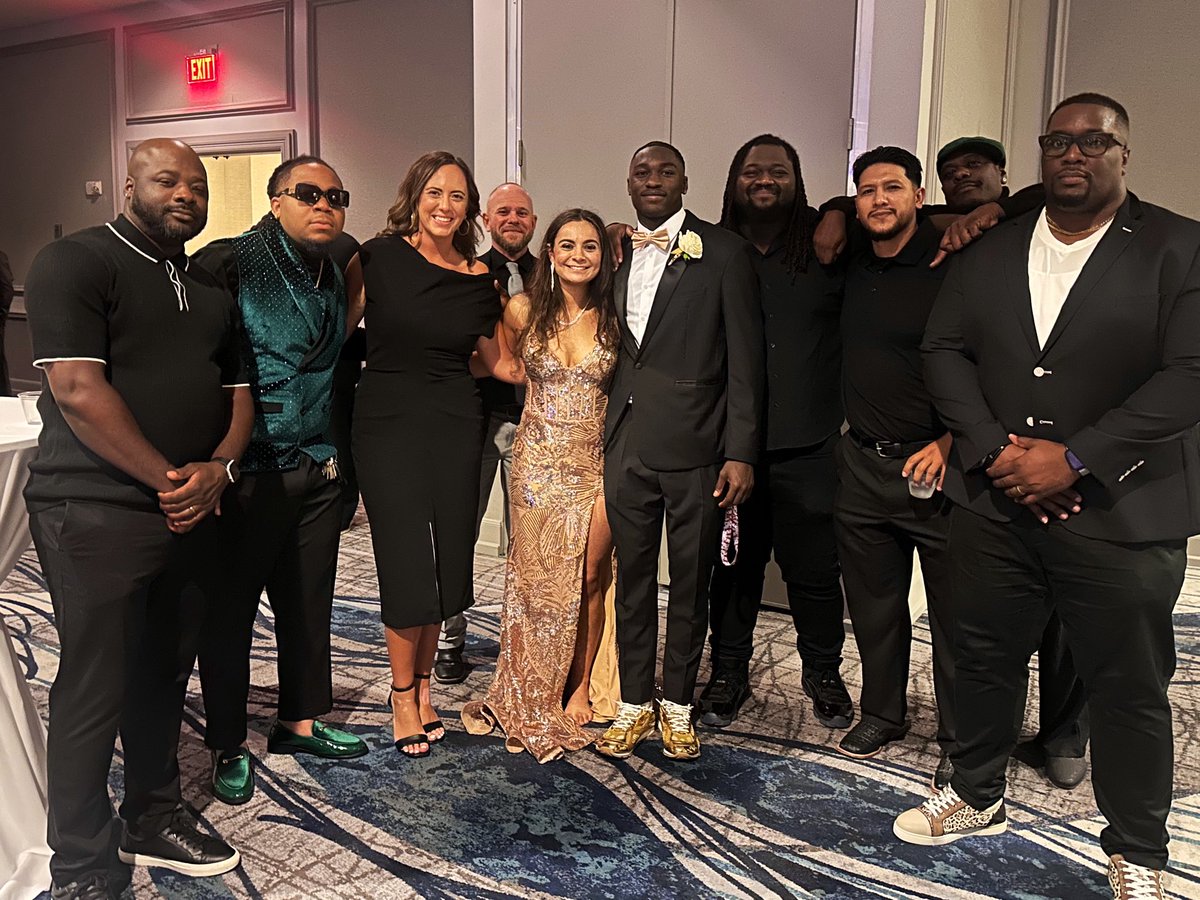 vermillionv33's tweet photo. We had a TIME at Prom 2026!!! 
💃🪩✨

#TheHerd https://t.co/jg8JO1zkqE