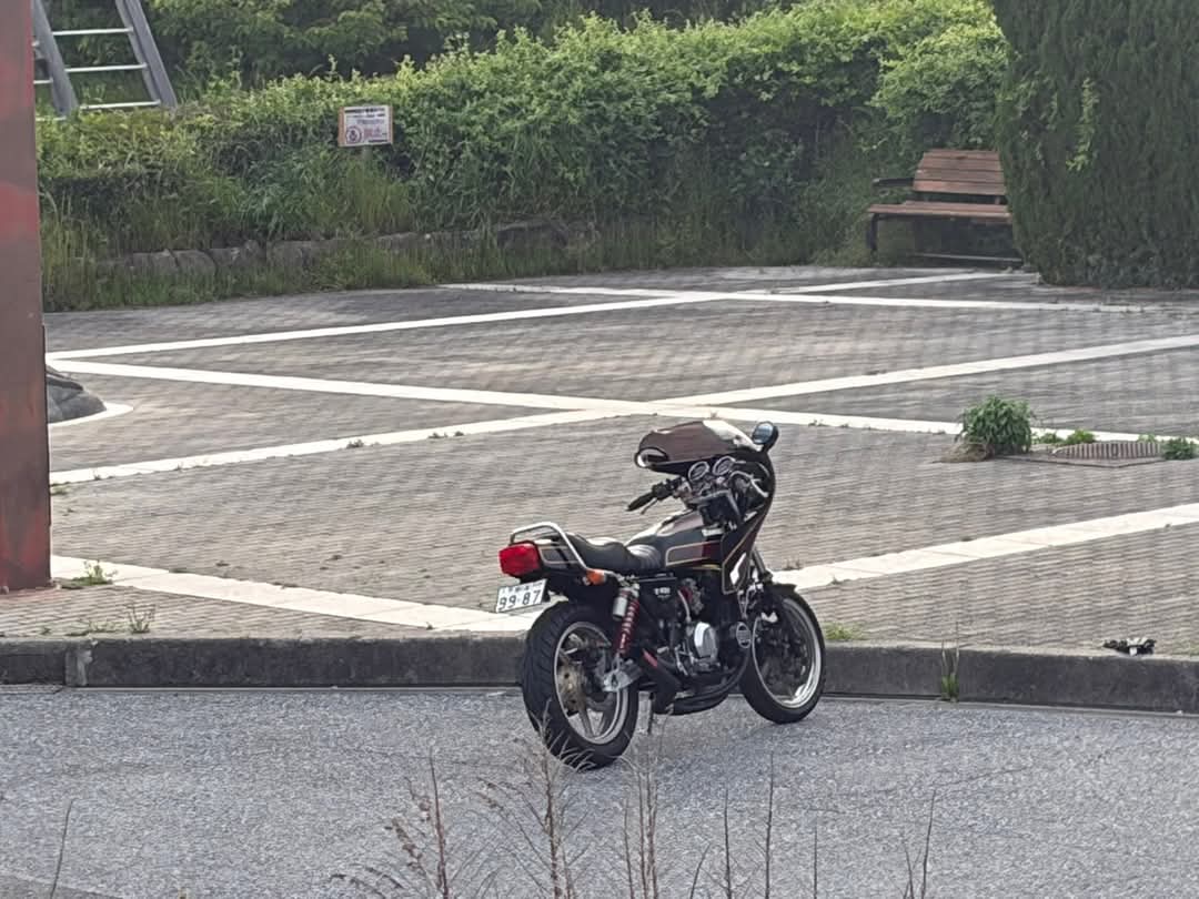 mobara_3's tweet photo. z400fx
#z400fx https://t.co/DmbxwGR2sh