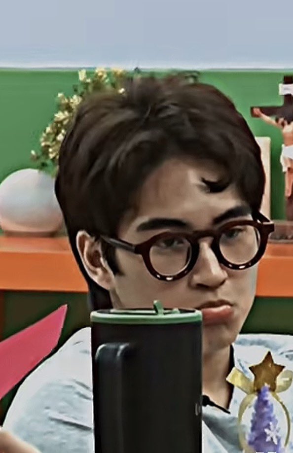 all_4_lite's tweet image. I’m like a statue, stuck staring right at you.. na nakapout

ANTON InTheStone PODCAST