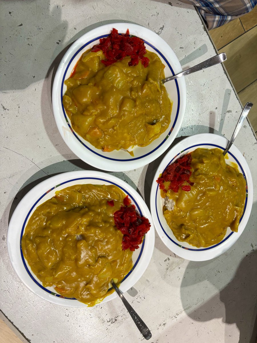 THfK0xbuK4MPOsK's tweet photo. #バスセンターカレー
バスセンターのカレー🍛
大盛⌯◕ᴗ<⌯ಣ https://t.co/G9nu6haoDo