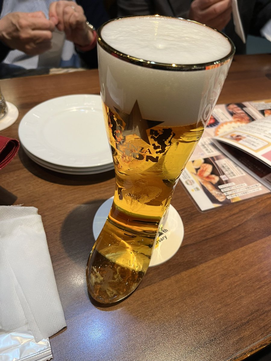 enuitto's tweet photo. ブーツグラス初めて見た🥂 https://t.co/l1lUVrwbdw