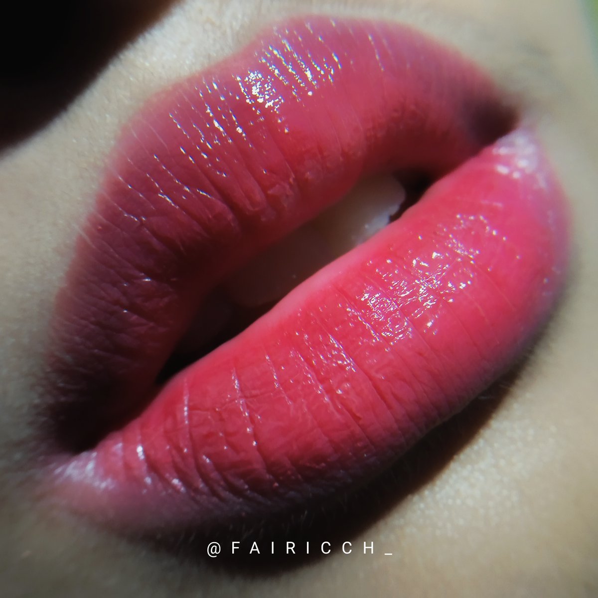 HELLO?? WHY IS THIS LIPTINT SO GOOD ⁉️😩

jujur… nggak expect hasilnya bakal sebagus ini??
sekali swipe langsung bikin bibir keliatan fresh + plumpy, i love this liptint soOOoo much 🫠💘

#honestreviewbyra