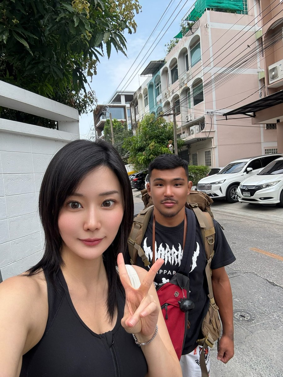 宮藤あどね tweet media