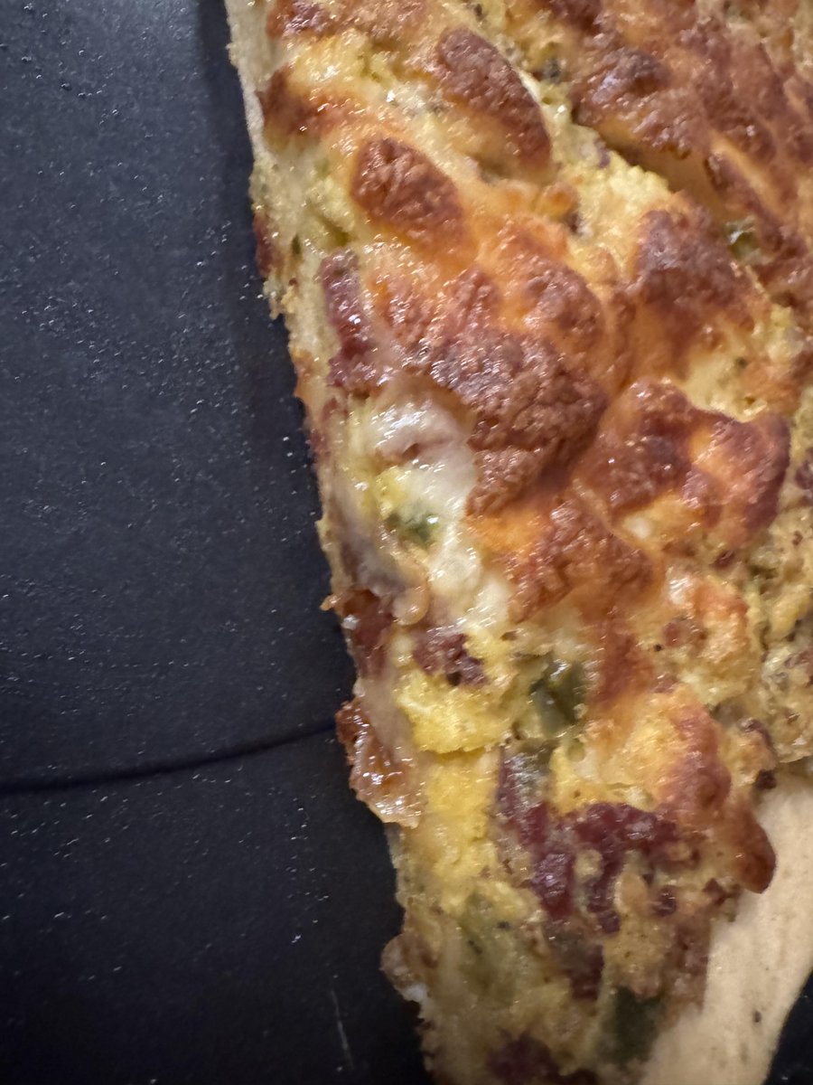 gaascloud's tweet image. 🚨 BREAKFAST EMERGENCY! 🚨 Seriously, stop what you’re doing and look at THIS. Crispy crust, gooey cheese, and all the savory goodness you could dream of. 🤤 This breakfast pizza is a game changer! 🍕 #breakfastpizza #pizzalover #breakfastgoals #comfortfood #pizza #GaaSCloud