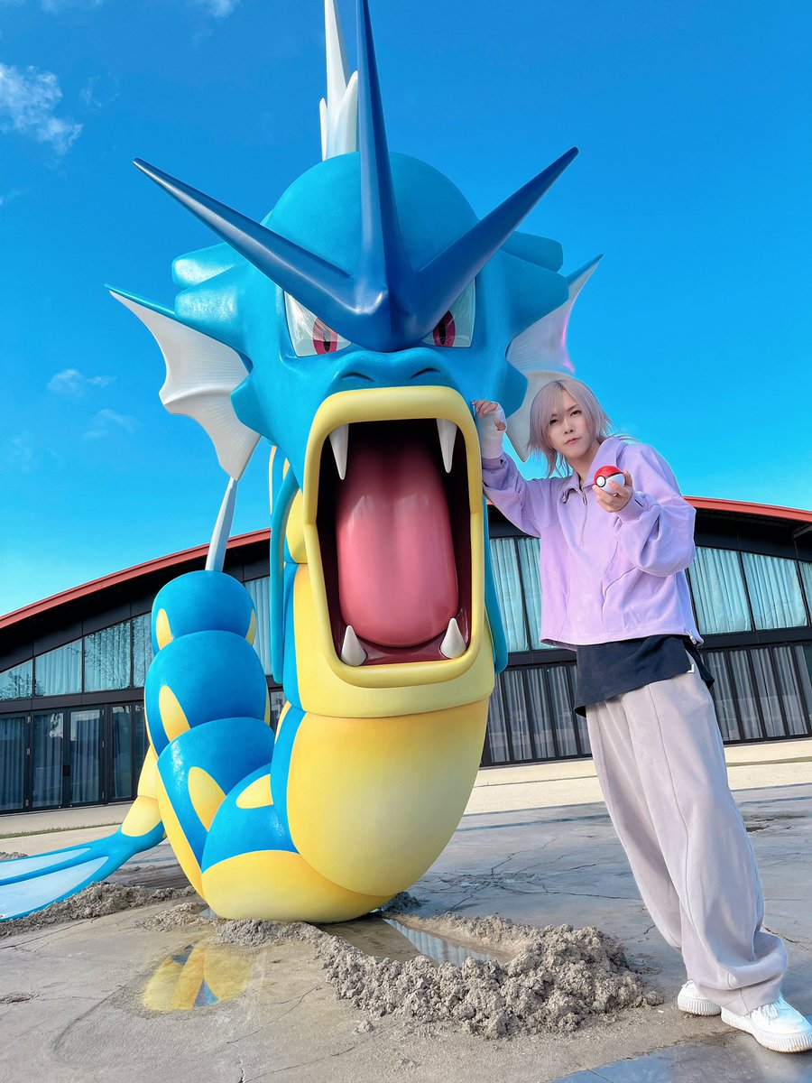 yuju_game's tweet photo. お気に入りの写真達〜！
右手の骨折（ガチ）がいい味出してる🥴

月イチでポケパーク行きたい🫠 https://t.co/HiBn2eC3Lh