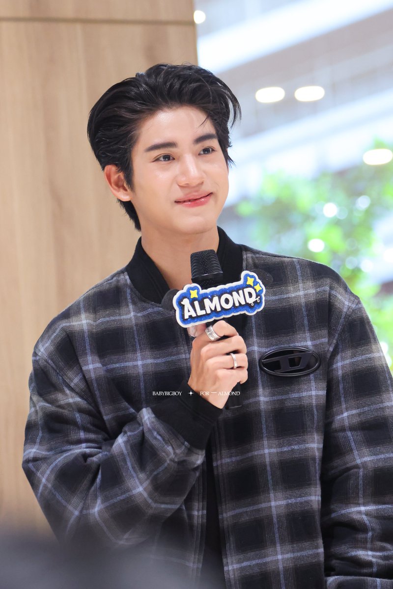 071030_com's tweet photo. เติมน้องแอลม่อนเติมถังคับ 🤟🏻

ALMONDPROGRESS WOF PRESS TOUR
@almondsleepp #Almondbabybigboy
#WhenOrangesFall https://t.co/dVCZgAuDIl