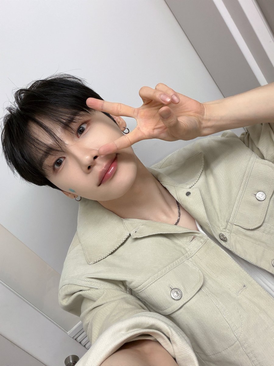 AB6IX JAPAN OFFICIAL tweet media