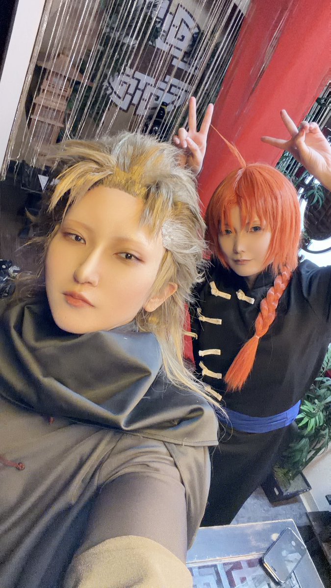 銀魂してきたよ〜！！！15年ぶりのあぶと😂フィルター優秀すぎておっさん顔メイクは全て飛ばされたwwwwww
初めて付け鼻してみたけど思ったより自然でよかった✌️
あおいちゃん今回もありがとう！