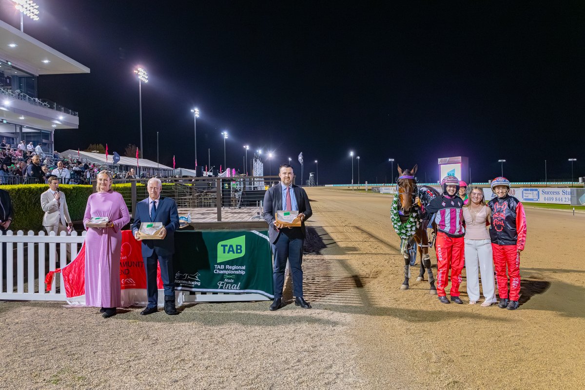 Club Menangle tweet media