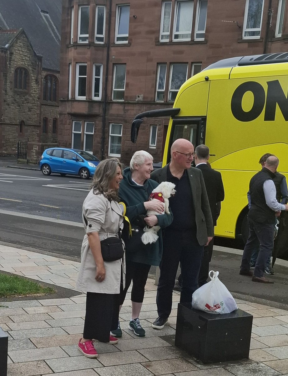 MhairiHunter's tweet photo. Great to have John Swinney in Glasgow Southside. https://t.co/y0JbOPbTiq