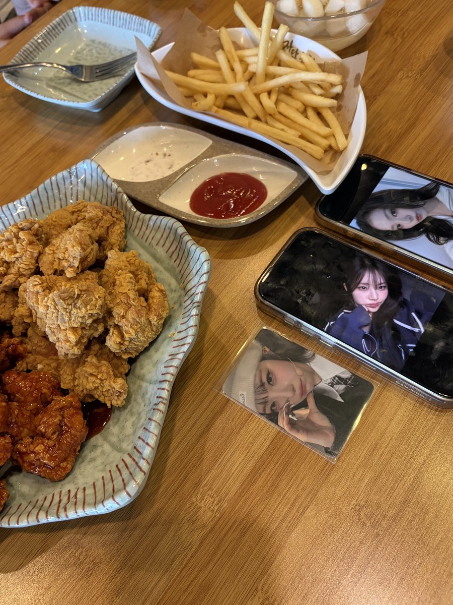눙이 tweet media