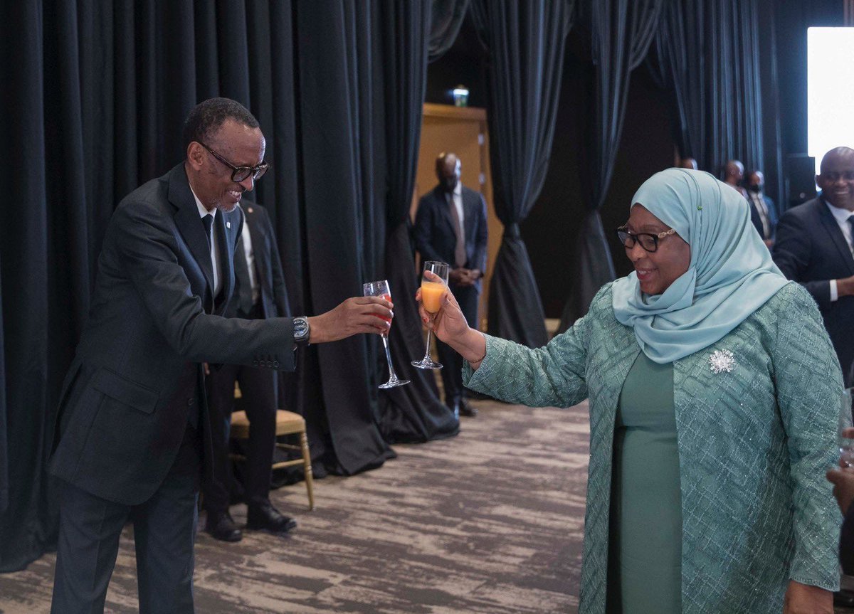 RwandaHillsNews's tweet image. 🚨🇷🇼 🇹🇿Perezida Paul Kagame ategerejwe muri Tanzania ku wa 3 Gicurasi 2026 mu ruzinduko rw’umunsi umwe, rugamije gukomeza no kongerera imbaraga umubano hagati y’iki gihugu n’u Rwanda.  

#Rwanda 🇷🇼 #Tanzania 🇹🇿 #PaulKagame #Diplomacy #EastAfrica #RwandaTanzania #AfricaRelations