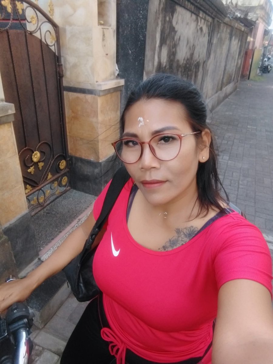 eka tweet media