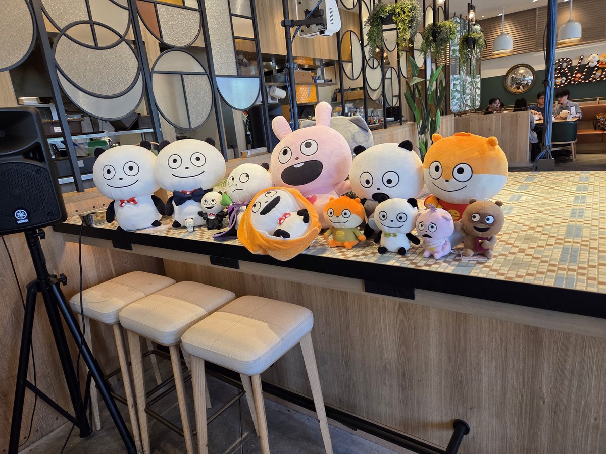 panda_gokigen's tweet image. ラグジュアリーパーティ楽しかったね🐼🧛‍♂️🐼🎃ラグジュアリーがわからないからハロウィン仮装させたけどエモいから多分大丈夫
春巻きめちゃうまでした🍽
#Ｔｈｅ　Ｂｌｕｅ　Ｂｅｌｌ　Ｌｕｘｕｒｙ　Ｐａｒｔｙ　ｍｅｅｔｓ　ｓｔｕｄｉｏ ＵＧ 
#アフターパーティー
#スタジオUG
